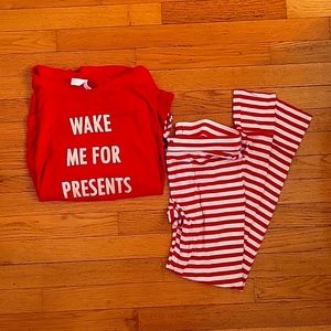 Wake me for presents pajama set